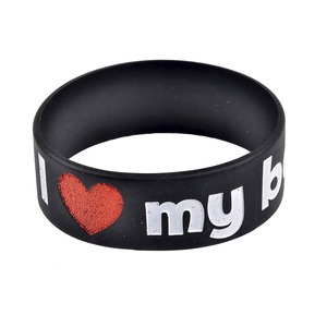 Pulseras de Silicona Personalizadas de Buena Calidad con Logotipo Grabado y Relleno de Color - Product Image 1