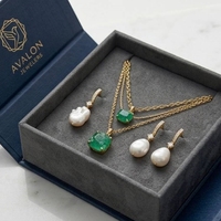 Boîtes d'emballage pour bijoux artisanales avec logo personnalisé, écologiques, luxueuses, petites boîtes cadeaux en papier pour bijoux