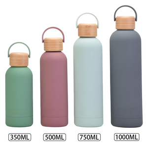 Bouteille isotherme en acier inoxydable à double paroi personnalisée en usine, 350 ml, 500 ml, 750 ml, 1000 ml, avec couvercle et poignée en bambou - Product Image 5