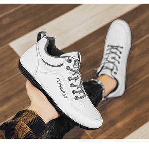 Nouvelles chaussures de sport respirantes à lacets en maille pour hommes, version coréenne, polyvalentes, à semelle épaisse, décontractées, pour la course à pied, style « Dad Shoes » - Product Image 4