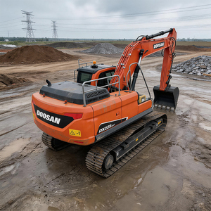 รถขุดตีนตะขาบ Doosan DX225 มือสอง สภาพดี อะไหล่แท้ มีสินค้าพร้อมขาย มีหลายรุ่นให้เลือก - Product Image 2