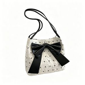 Bolso de mano de paja natural para mujer al por mayor, bolso de playa de paja tipo bandolera de verano, elegantes bolsos de mano casuales retro para mujer - Product Image 6