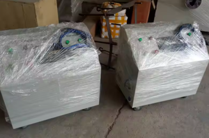 Une petite machine portable pour le remplissage de verre au gaz argon, adaptée à l'utilisation dans les lignes de production de verre isolant. - Product Image 5