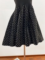 AIMEISI Nouvelle arrivée Robe élégante sans manches à col carré avec perles en tricot pour femmes Robes courtes décontractées pour femmes
