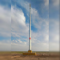 Station de base intégrée à une tour solaire pour la communauté insulaire