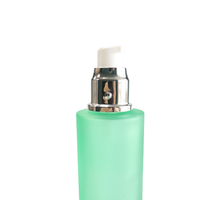 Bouteille d'émulsion en verre dépoli de haute qualité de luxe de couleur jaune rose avec tête de pompe à collier en argent rose pour crème pour le visage