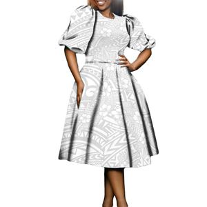<span class=keywords><strong>ชุด</strong></span>ปูเลตาซีสี<span class=keywords><strong>ขาว</strong></span>แบบดั้ง<span class=keywords><strong>เด</strong></span>ิมของชาวซามัว ลายพิมพ์แบบโพลินีเซียน แขนสั้น สไตล์ลำลอง สำหรับผู้หญิงอ้วน ไซส์พลัส เหมาะสำหรับฤดูใบไม้ร่วง - Product Image 1