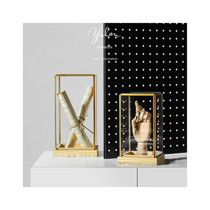 Bắc Âu sang trọng kính hiển thị box với Brass margin gỗ cơ sở cho phụ kiện nhà trang trí nội thất - Product Image 4