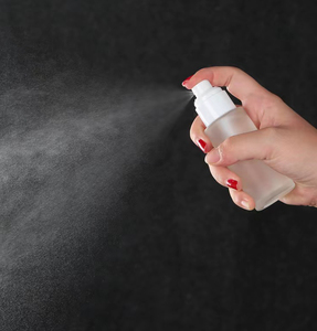 Botella de spray y loción cosmética de vidrio de molécula pequeña portátil Xinrunjin con tapón de rosca Subembalaje de logotipo personalizable - Product Image 3