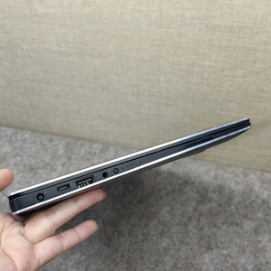 Portátil Dell XPS 13 9360 Usado, Core i5 de 7ª Generación, 8GB de RAM, 256GB SSD, Gráficos Dedicados en Inglés, 2.7ghz, para Juegos y Estudiantes - Product Image 5