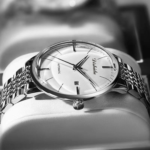 Men's Fashionable Waterproof Ultra-thin Quartz Watch, Elegant and High-end, Fully Automatic Single Calendar Watch for Men