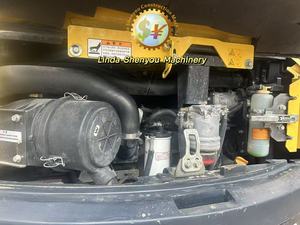 Yanmar VIO85 mini-pelleteuse Yanmar VIO85 d'occasion fabriquée au Japon avec zéro mouvement de queue, capacité de 8 tonnes, excellent état, livraison dans le monde entier - Product Image 6