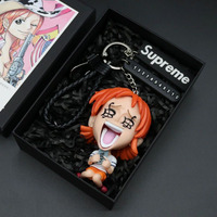 Ensemble de porte-clés One Piece Luffy, figurine chibi 3D, porte-clés anime, sangle tressée, boîte cadeau, objet de collection, cadeau de super-héros pour les fans
