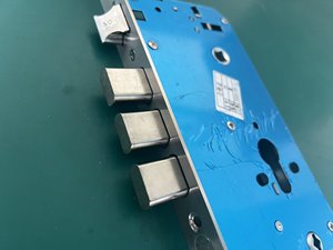 Chất lượng cao 6068 vân tay khóa cửa với 240 mét chốt không gỉ Kích thước tùy chỉnh Lỗ mộng Khóa cơ thể bộ phận quan trọng - Product Image 3