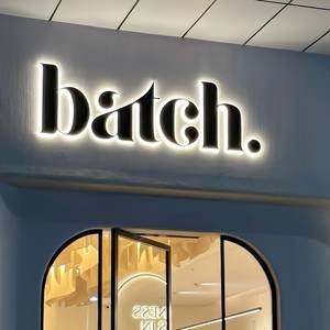 Letras Metálicas Personalizadas con Iluminación LED, Letrero de Pared con Logotipo Iluminado, Señalización Comercial, Letrero con Letras LED 3D, Letras Acrílicas del Alfabeto - Product Image 6