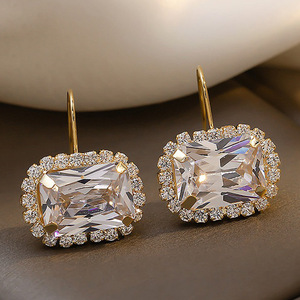 Orecchini a Gancio Geometrici Quadrati per Donne, Eleganti e Scintillanti, Gioielli Pendenti alla Moda - Product Image 1