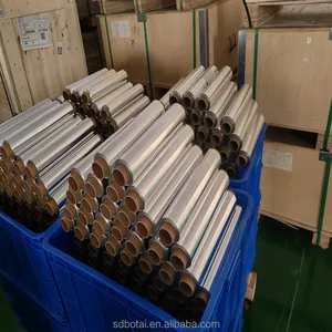 चीन खाद्य पैकिंग के लिए OEM ODM 100m 45cm 30cm खाद्य ग्रेड कंटेनर बॉक्स सिल्वर एल्यूमिनियम फोइल बेचें