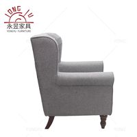 Fauteuil à dossier haut en tissu gris, écologique, durable, style vintage américain, avec coussin moelleux pour salon