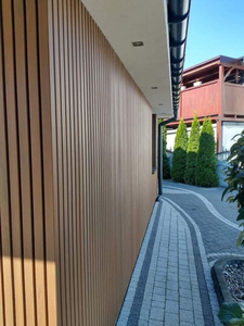 Tube carré en bois composite WPC (bois et <span class=keywords><strong>plastique</strong></span>) de 50*50MM, 60*40MM, 90*40MM pour décoration intérieure, lambris en bois creux - Product Image 6