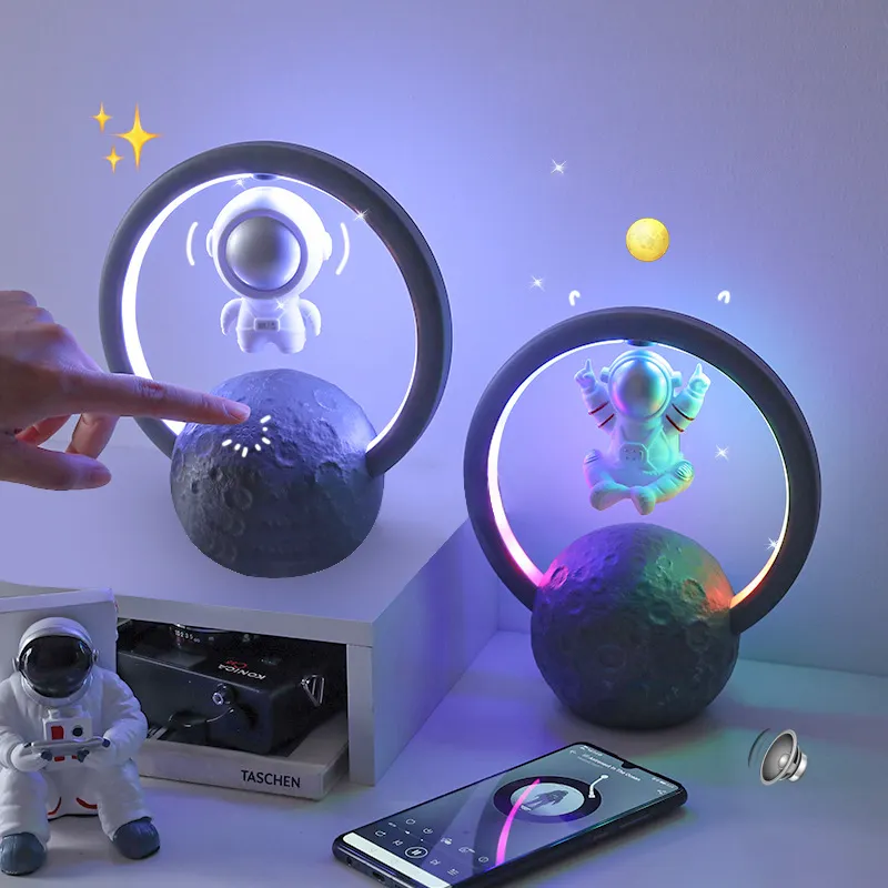 Mengambang Lampu Malam Magnetik, Levitasi Astronot Cerdas Warna-warni Baru Lampu LED, Speaker Bluetooth Bass Yang Kuat Kartu TF