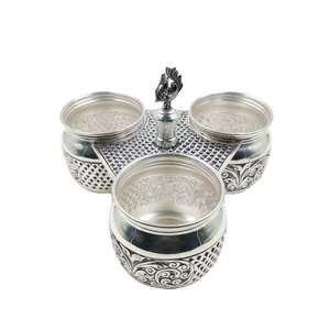 Ensemble de récipients à fruits secs en argent artisanal avec support design, bocaux de rangement de qualité supérieure pour la décoration de la maison, la Pooja et les cadeaux - Product Image 4