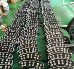 Projecteur LED annulaire extérieur RVB étanche IP65 pour parc, jardin, éclairage paysager, lampadaire pour arbre (type « câlin d'arbre ») - Product Image 6