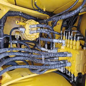 Excavadoras Usadas de Alta Eficiencia, Originales de Japón, Komatsu PC130 de 13 Toneladas, Excavadora Komatsu PC130 en Venta a Precio Económico, Disponible en Stock - Product Image 5