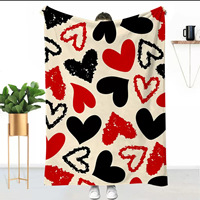 Nouvelle couverture en flanelle imprimée personnalisable moderne pour la Saint-Valentin, pour une chaleur toute saison, couverture portable d'extérieur