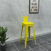Tabouret de bar en métal couleur personnalisée avec assise en bois massif, chaise industrielle pour îlot de cuisine, café, vente en gros directe usine