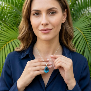 Colgante de Topacio Azul Londres Natural en Forma de Lágrima, Plata de Ley 925, Joyería Fina Hecha a Mano, Proveedor Mayorista de Piedras Preciosas - Product Image 4