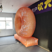 Modèle de beignet gonflable géant personnalisé pour pâtisserie, ornement extérieur, décoration de rue alimentaire, affichage publicitaire attrayant en forme de nourriture