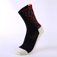 Chaussettes de football antidérapantes pour hommes, design personnalisé, chaussettes d'entraînement de football d'équipage, chaussettes athlétiques à adhérence sportive