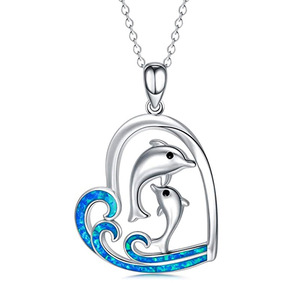 Ciondolo a forma di cuore con delfino, placcato in argento, con intarsio in opale, regalo romantico per donna - Product Image 1