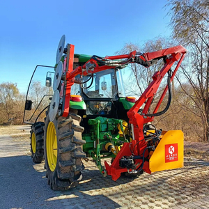 Brazo Elevador para Tractor con Accesorio Desbrozador para Eliminar Maleza en Caminos y Campos Agrícolas - Product Image 1