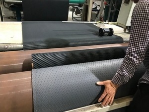 Tapetes de Piso y <span class=keywords><strong>Maletero</strong></span> para Auto TPE Estilo Ejecutivo de Lujo Personalizados 5023, Material de Alfombra Premium en Rollo, 5mm de Grosor, Juego Completo, 1 Año de Garantía - Product Image 6