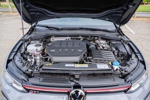 Voiture d'occasion fiable : Volkswagen <span class=keywords><strong>GTI</strong></span> 380 SE modèle 2024, moteur <span class=keywords><strong>4</strong></span> cylindres turbocompressé - Product Image 5