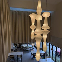 Lustre suspendu en papier de style Isamu Noguchi, vintage japonais, inspiré du Wabi-sabi, à trois/quatre/cinq têtes, modèle pour la maison