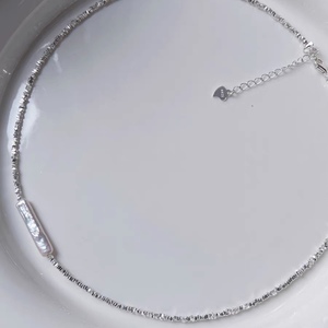 Collar de Plata Pura de Alta Gama para Mujer, Forma Geométrica, Perlas de Agua Dulce, Barras de Plata Trituradas, Pequeño Tael, Alta Calidad - Product Image 3