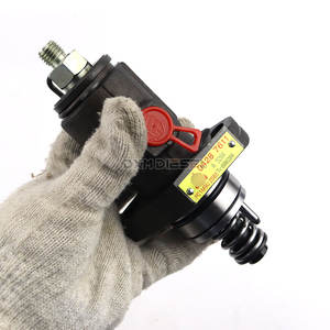 <span class=keywords><strong>Pompe</strong></span> d'<span class=keywords><strong>injection</strong></span> de carburant 04287611 compatible avec le moteur 2011 BF4M2011 TD4L2011 - Product Image 4