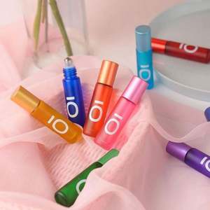 Perfume de aceite esencial vacío al por mayor 10ml Bola de rodillo de metal transparente esmerilado rollo de Vidrio colorido en botella con tapa de aluminio - Product Image 6