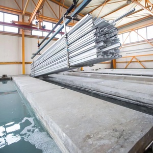 Machine de revêtement de poudre de porte en acier de fenêtre de profils en aluminium entièrement automatique - Product Image 1