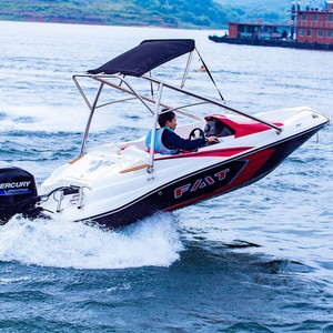 Bote de Turismo con Casco de Fibra de Vidrio para Motor Fuera de Borda de 4.8m - Product Image 4