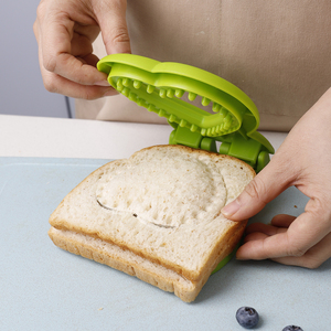 Emporte-pièces en forme de cœur pour sandwichs, moule pour boîte à bento, emporte-pièces en plastique écologiques et lavables au lave-vaisselle pour enfants - Product Image 5