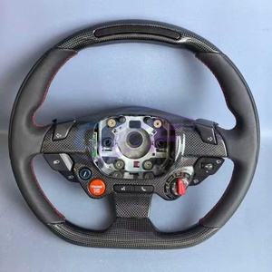 Volante Deportivo Premium para <span class=keywords><strong>Ferrari</strong></span> - Fibra de Carbono y Detalles Rojos, para Días de Pista de Hypercars y Viajes por Carretera de Lujo - Product Image 4