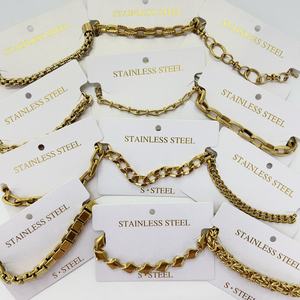 สร้อยข้อมือไทเทเนียมชุบทอง18K สำหรับผู้ชายทันสมัยทำจากสเตนเลสสตีลสไตล์ฮิปฮอปแบบหนา - Product Image 1