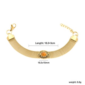 Pulsera de malla con cuentas y colgante de corazón de acero inoxidable chapado en oro de 18k, impermeable, para mujer, venta al por mayor de joyería de moda. - Product Image 6