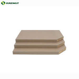 9Mm-25Mm Superficie terminada <span class=keywords><strong>OSB</strong></span> <span class=keywords><strong>prensada</strong></span> en caliente Venta al por mayor 18mm de espesor Hojas de aglomerado renovables Tablero de partículas de <span class=keywords><strong>madera</strong></span> - Product Image 3