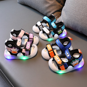 Sandales de plage pour enfants garçons et filles, sandales d'été pour enfants, chaussures légères pour enfants avec LED - Product Image 2