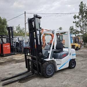 מלגזה דיזל משומשת של <span class=keywords><strong>TCM</strong></span>, <span class=keywords><strong>3</strong></span> טון, עם מנוע איסוזו/ניסאן, ממקור יפני, מתאימה לסדנאות תיקונים, <span class=keywords><strong>3</strong></span> טון, 4 מטר. - Product Image 4