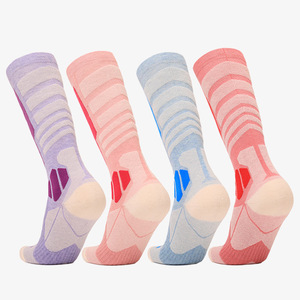 <span class=keywords><strong>Chaussettes</strong></span> de <span class=keywords><strong>ski</strong></span> en laine mérinos pour femmes Hiver High-Tube Mountaineering Crew <span class=keywords><strong>Chaussettes</strong></span> de sport de plein air antidérapantes Tricoté Cross-Border Exclusive - Product Image 4